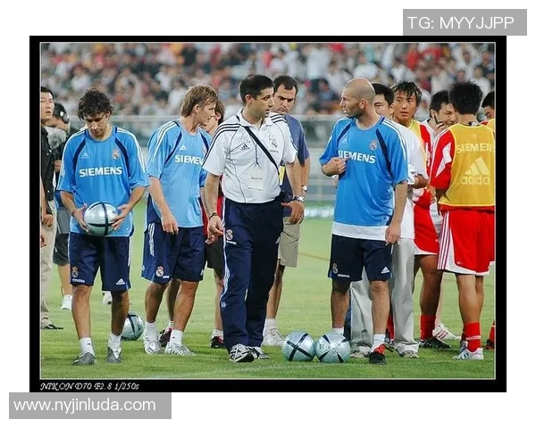 足球明星社交媒体精彩瞬间截图大汇总让你一睹风采